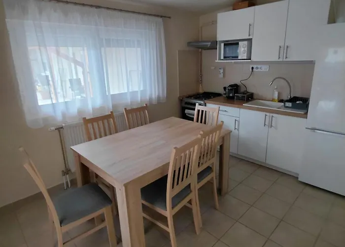 Borti Appartamento Zamárdi